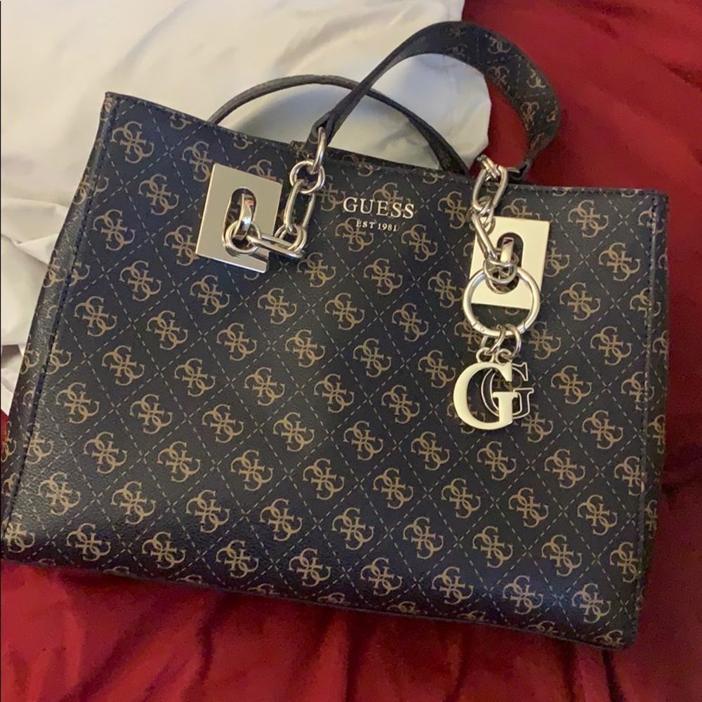 New GUESS Handbag